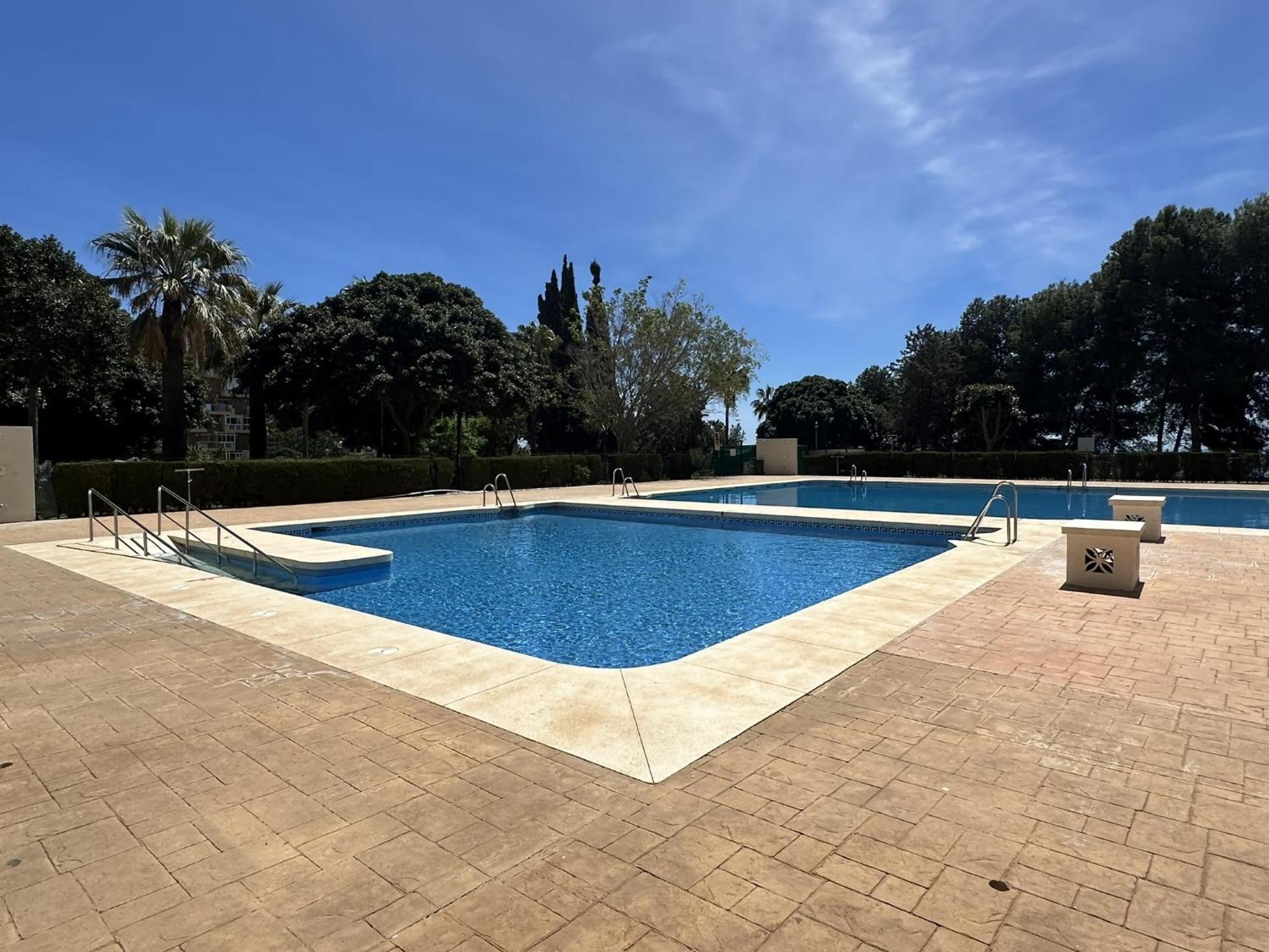 Estudio Agata Con Piscina A 800M De La Playa Benalmádena Eksteriør bilde